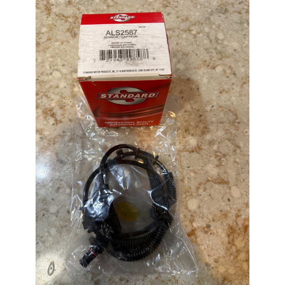 Standard Motor Products ALS2587 ABS‎ Wheel Speed Sensor New Professional Quality